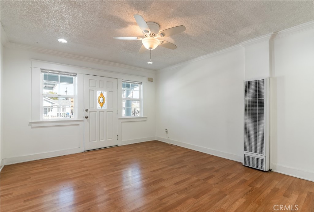 Residential Lease for rent at 1125 N Heliotrope Drive, Los Angeles, Los Angeles County CA featuring 4 beds and 2 baths