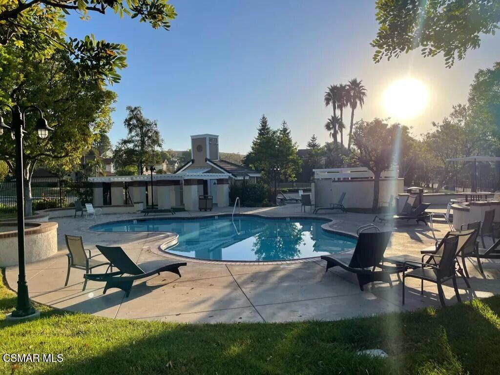 Residential Lease for rent at 2449 Ridgebrook Place, Thousand Oaks CA featuring 3 beds and 3 baths