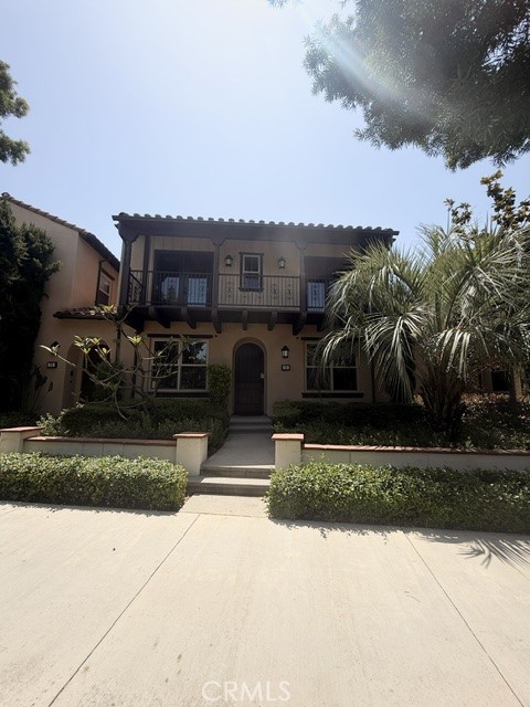 Residential Lease for rent at 68 Tulip, Irvine CA featuring 3 beds and 3 baths