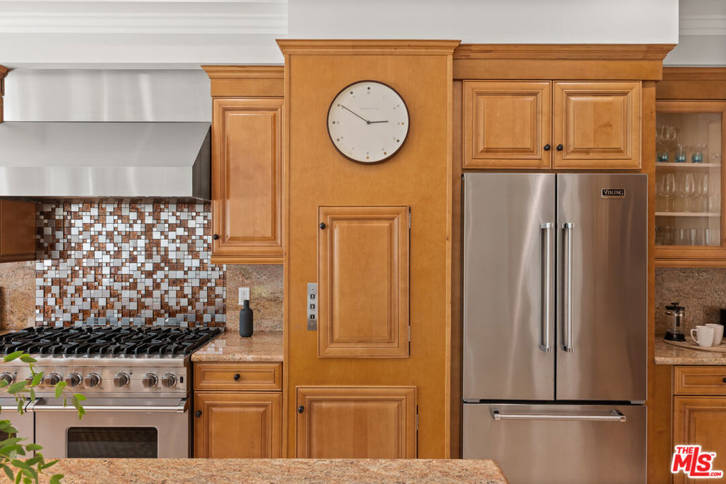 Residential for sale at 6468 Wynkoop Street, Los Angeles CA featuring 4 beds and 4 baths