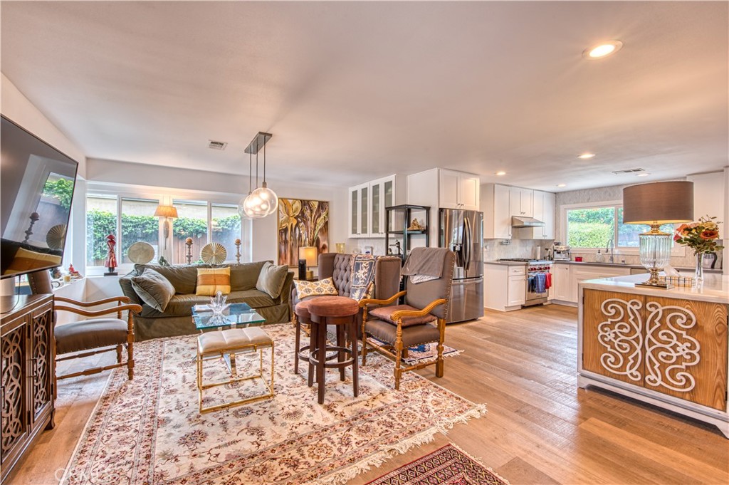Residential Lease for rent at 1800 Irvine, Newport Beach CA featuring 4 beds and 3 baths