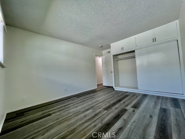 Residential Lease for rent at 7722 Cypress B, Huntington Beach CA featuring 2 beds and 1 bath