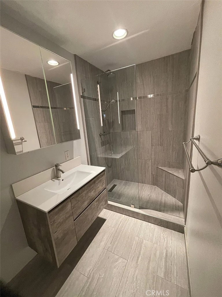 Residential Lease for rent at 2037 S Coast 1, Laguna Beach CA featuring 1 bed and 1 bath