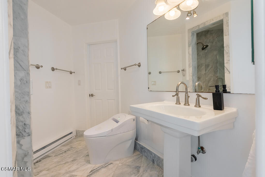 Residential Lease for rent at 43300 Pacific Coast Highway, Malibu CA featuring 3 beds and 2 baths