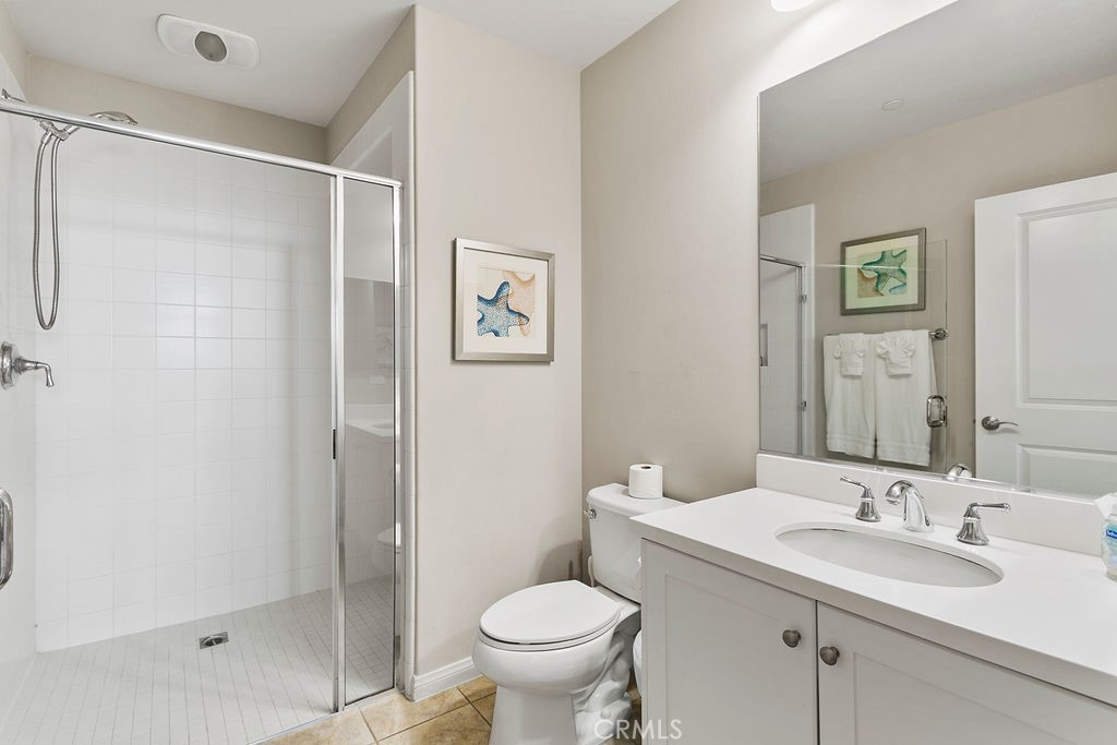 Residential Lease for rent at 101 Thornhurst, Irvine CA featuring 3 beds and 3 baths