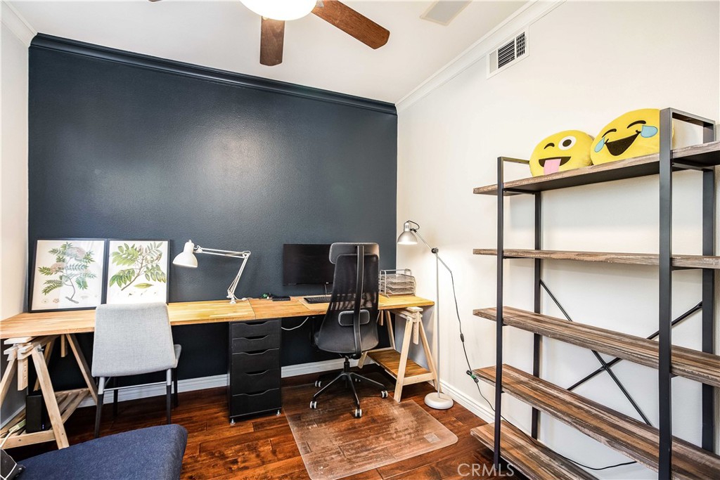 Residential Lease for rent at 107 Waterman, Irvine CA featuring 3 beds and 3 baths