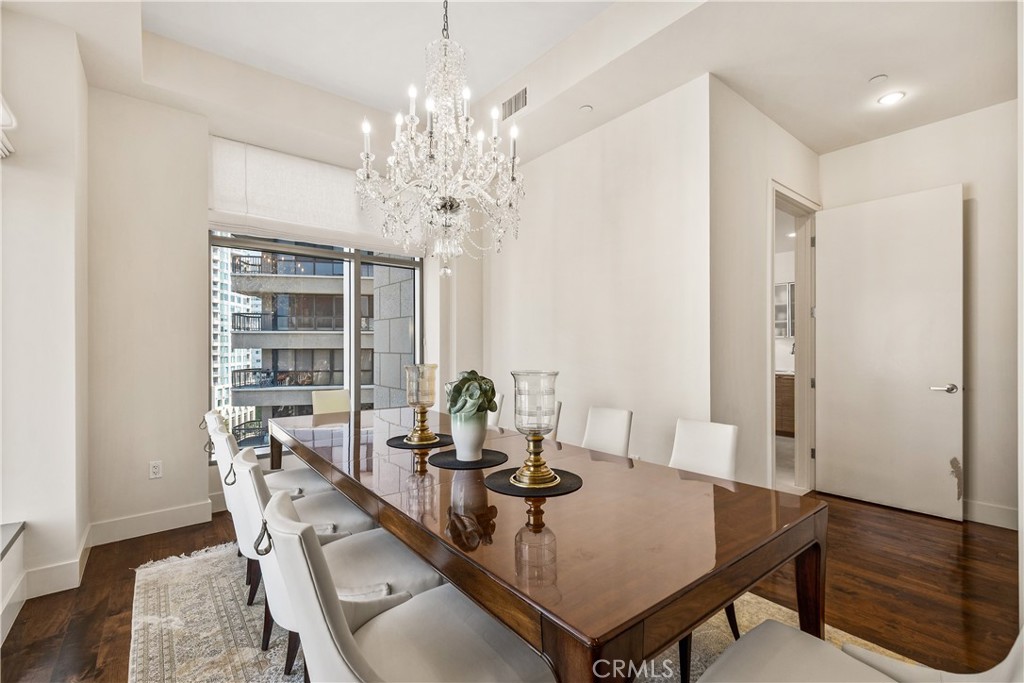 Active for sale at Los Angeles, CA, Los Angeles, CA CA and 3 baths