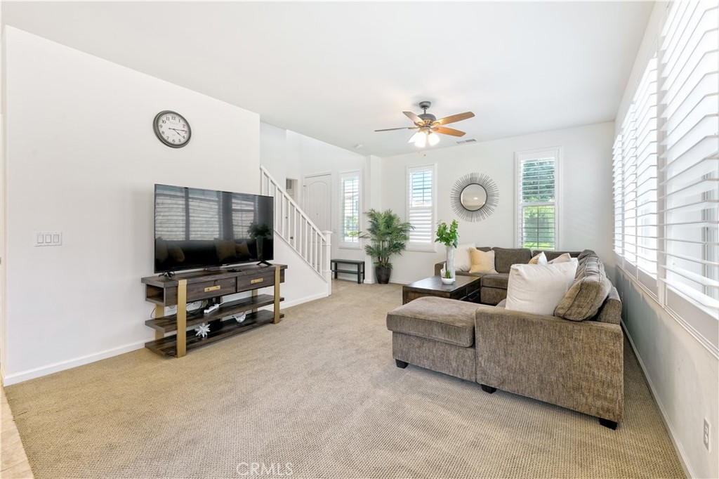 Residential Lease for rent at 129 Lavender, Lake Forest, Orange County, CA featuring 4 beds and 3 baths