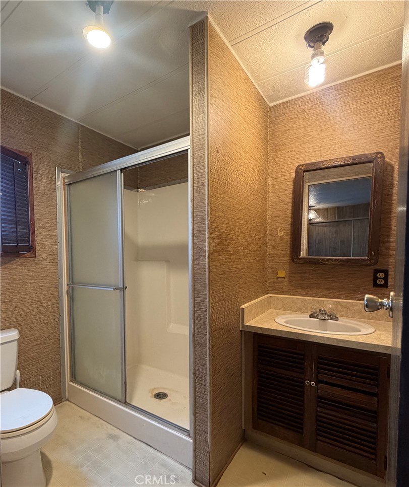 Manufactured In Park for sale at 337 W Rte 66, Glendora CA featuring 2 beds and 2 baths