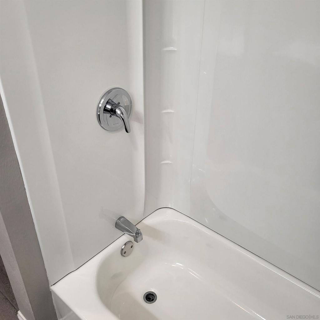 Residential Lease for rent at 9344 Maple Street, Bellflower CA featuring 1 bed and 1 bath