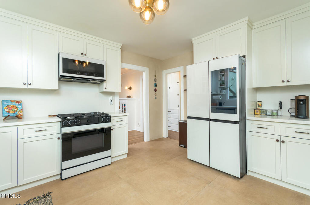 Active for sale at Pasadena, CA, Pasadena, CA CA and 1 bath