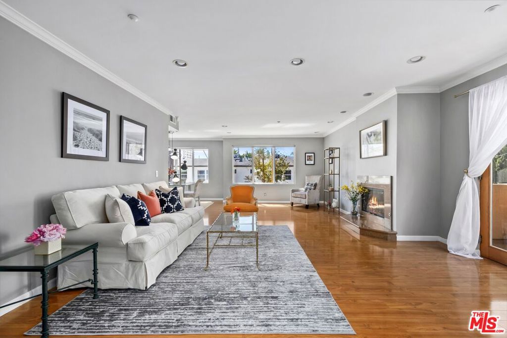Residential for sale at 1018 4th Street 203, Santa Monica CA featuring 2 beds and 3 baths
