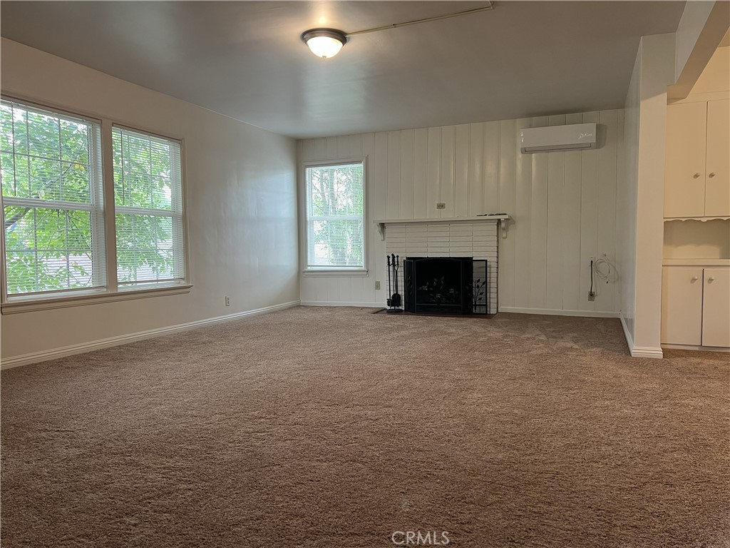 Residential Lease for rent at 500 N Los Robles Avenue 6, Pasadena CA featuring 2 beds and 2 baths