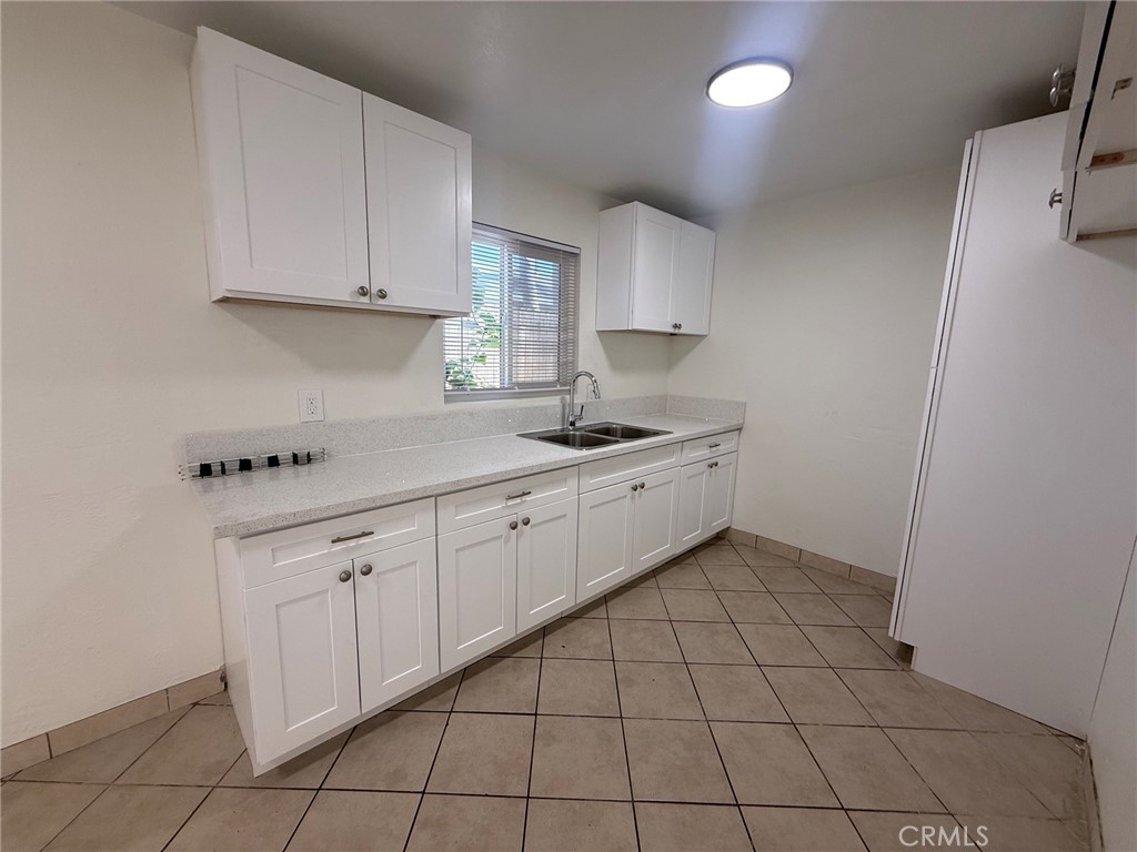 Residential Lease for rent at 174 Magnolia Avenue, San Bernardino CA featuring 3 beds and 2 baths