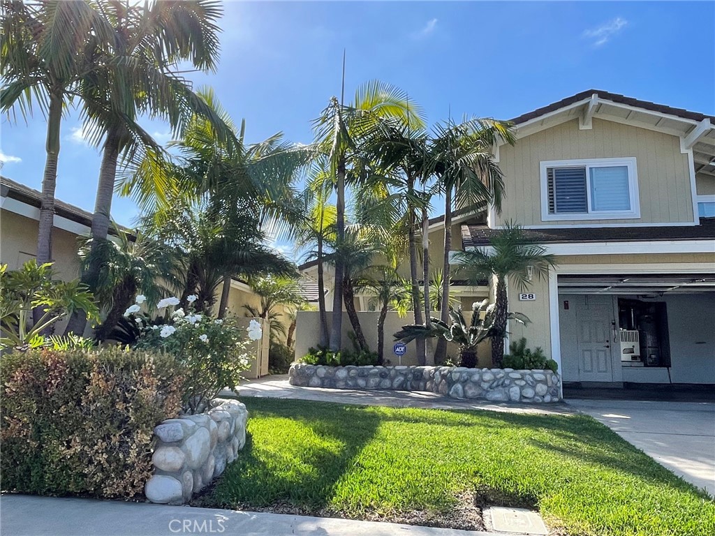 Residential Lease for rent at 28 Oakdale, Irvine, Orange County CA featuring 4 beds and 3 baths