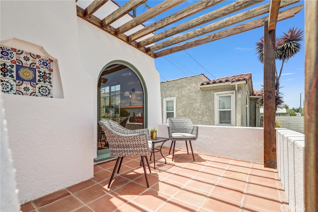 Residential for sale at 2912 W 30th, Los Angeles CA featuring 3 beds and 2 baths