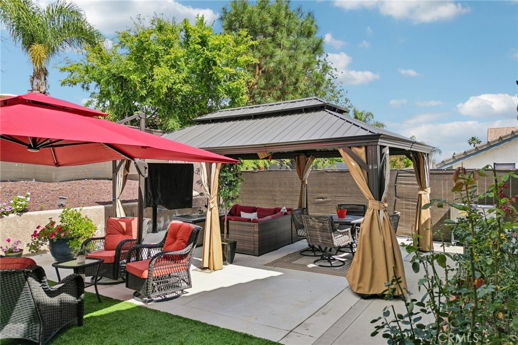 Residential Lease for rent at 15120 Ironwood Street, Lake Elsinore CA featuring 3 beds and 2 baths