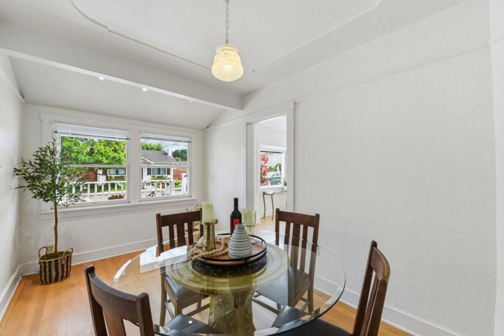 Active for sale at San Jose, CA, San Jose, CA CA and 1 bath