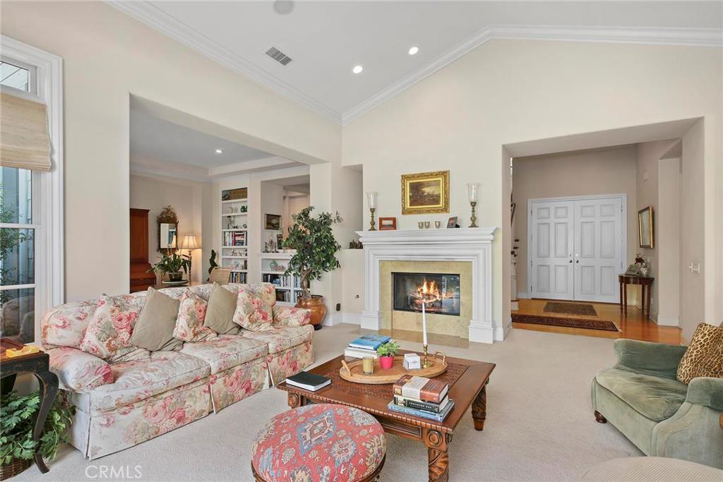 Residential Lease for rent at 6 Ironwood Drive, Newport Beach CA featuring 3 beds and 4 baths