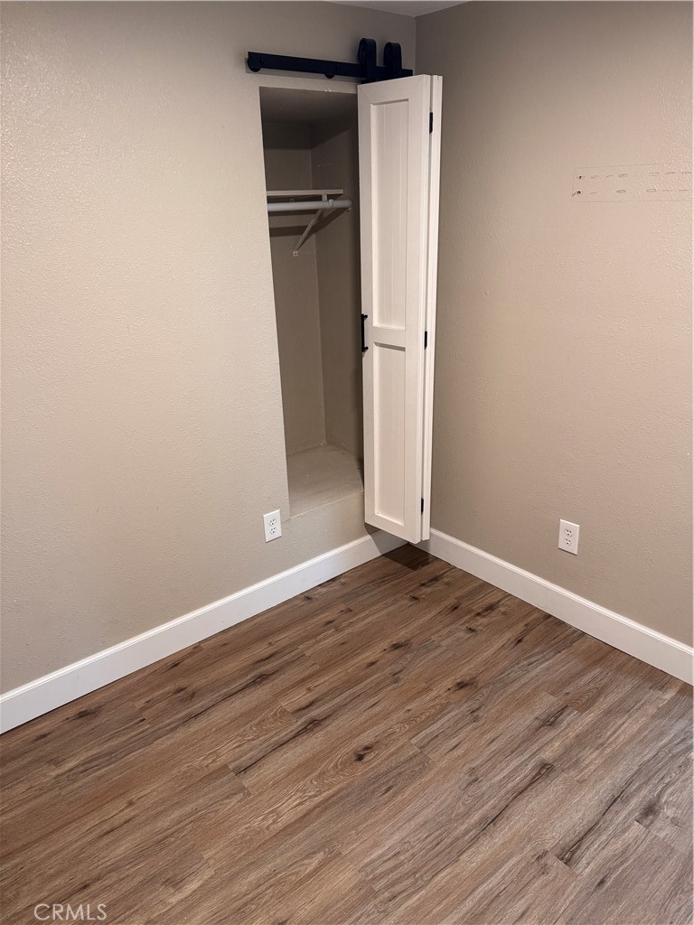 Residential Lease for rent at 17451 Bromley, Lake Elsinore CA featuring 1 bed and 1 bath