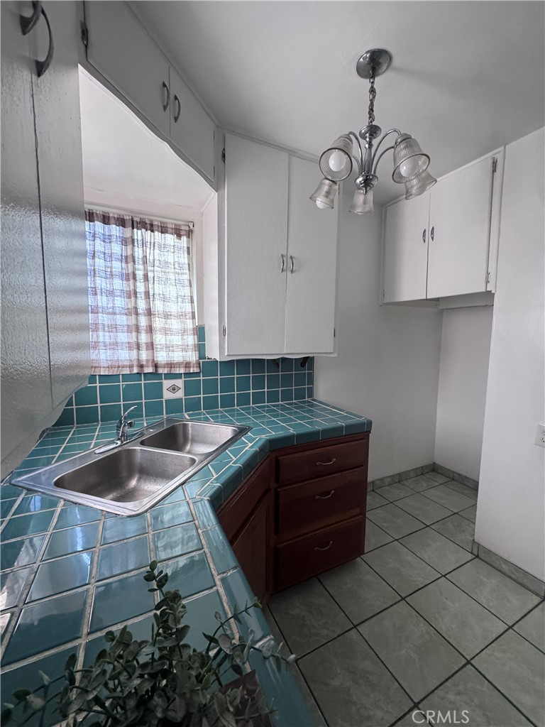 Residential Lease for rent at 9832 Beach, Bellflower CA featuring 1 bed and 1 bath