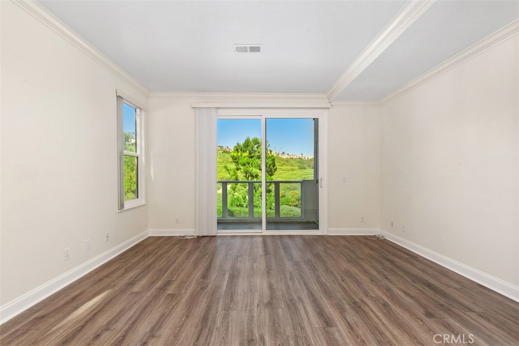 Residential Lease for rent at 30902 Clubhouse Drive 20E, Laguna Niguel CA featuring 2 beds and 3 baths