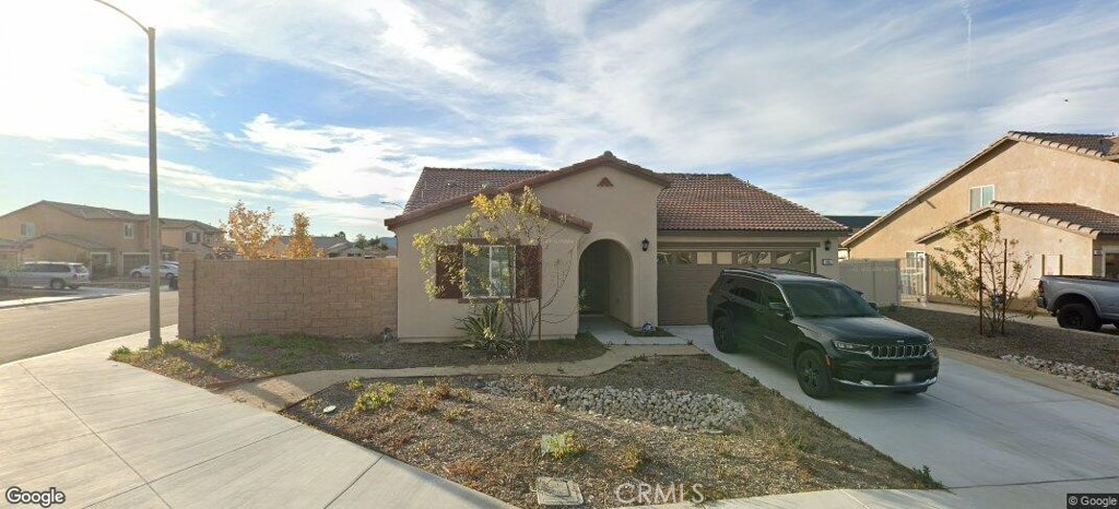 Residential Lease for rent at 492 Foursquare, San Jacinto CA featuring 3 beds and 2 baths