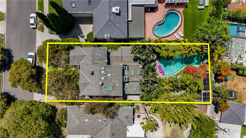 Residential for sale at 9127 Cresta Drive, Los Angeles CA featuring 5 beds and 5 baths