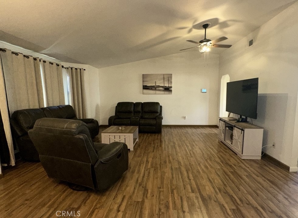 Residential Lease for rent at 17890 Garden Glen Road, Victorville CA featuring 3 beds and 2 baths