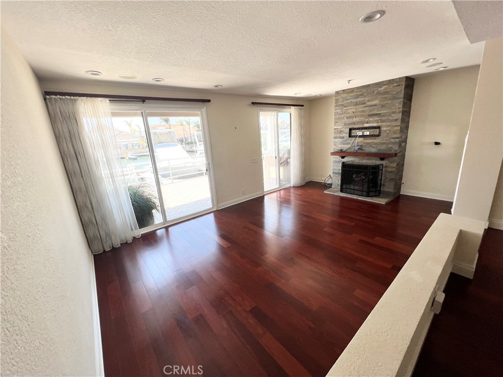 Residential Lease for rent at 3312 Tempe Drive, Huntington Beach CA featuring 2 beds and 3 baths