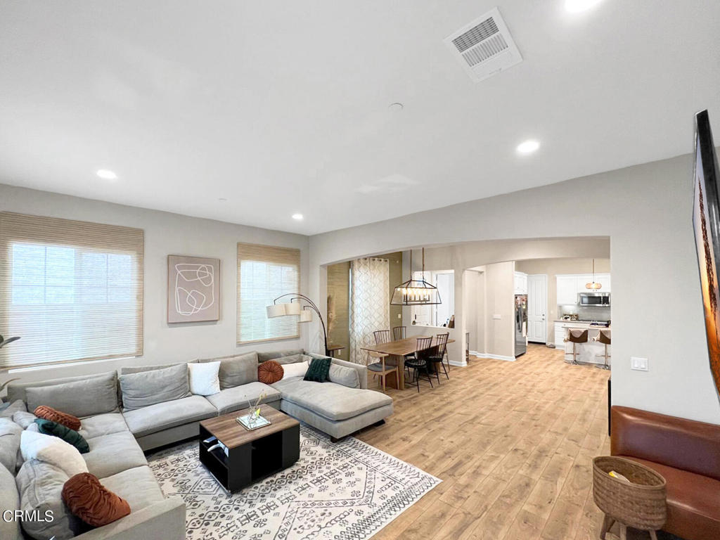 Residential Lease for rent at 1653 Range Road, Oxnard CA featuring 3 beds and 3 baths