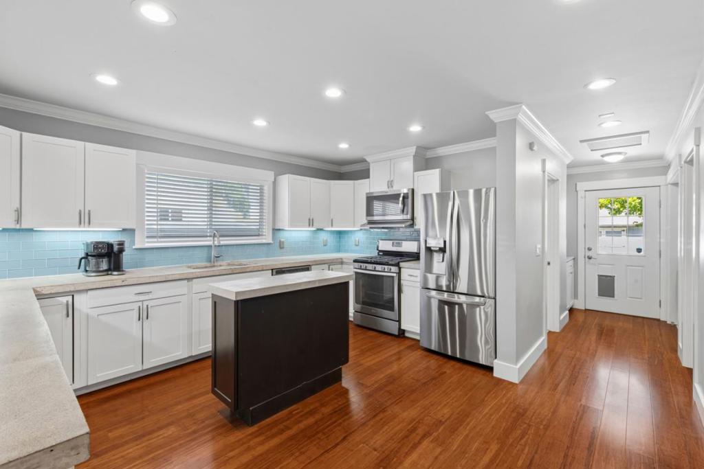 Residential for sale at 1552 Ford Avenue, San Jose CA featuring 3 beds and 2 baths
