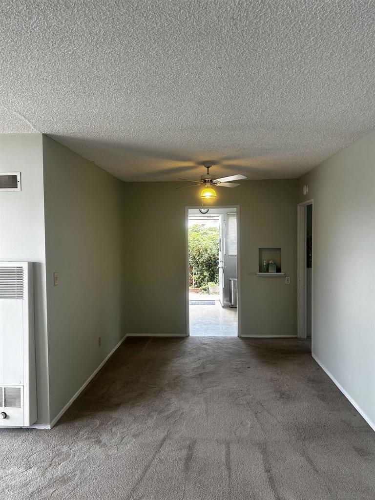 Residential Lease for rent at 3142 Luna Ave., San Diego, San Diego County CA featuring 2 beds and 1 bath
