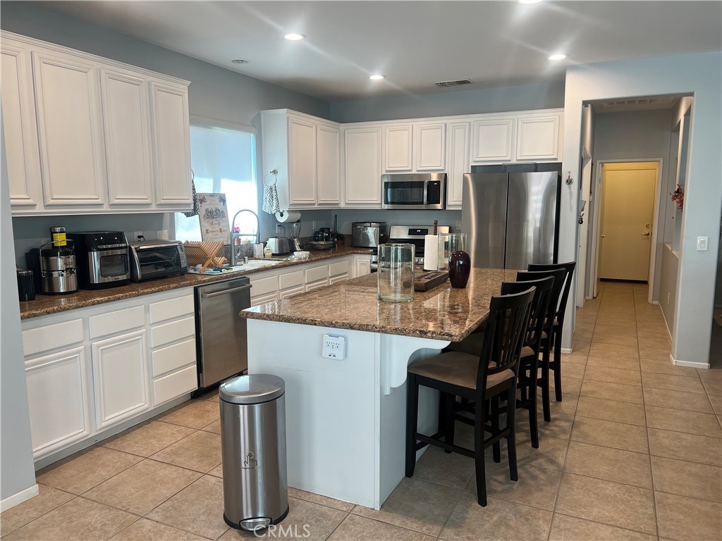 Single Family Residence for rent at 82779 Matthau, Indio, CA featuring 4 beds and 3 baths