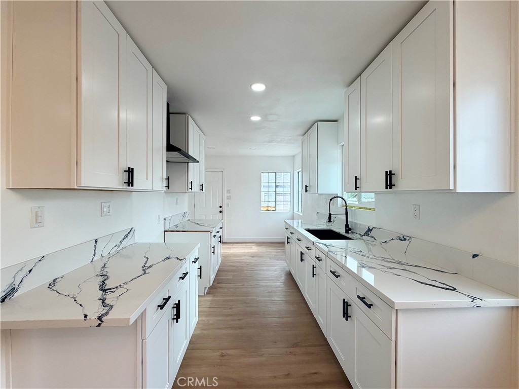 Residential Lease for rent at 1356 W Trenton Street A, San Bernardino CA featuring 3 beds and 1 bath