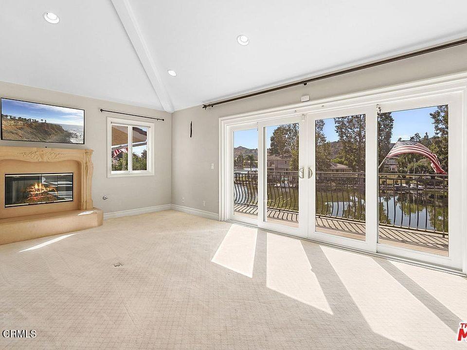 Residential Lease for rent at 3824 Charthouse Circle, Westlake Village CA featuring 5 beds and 5 baths