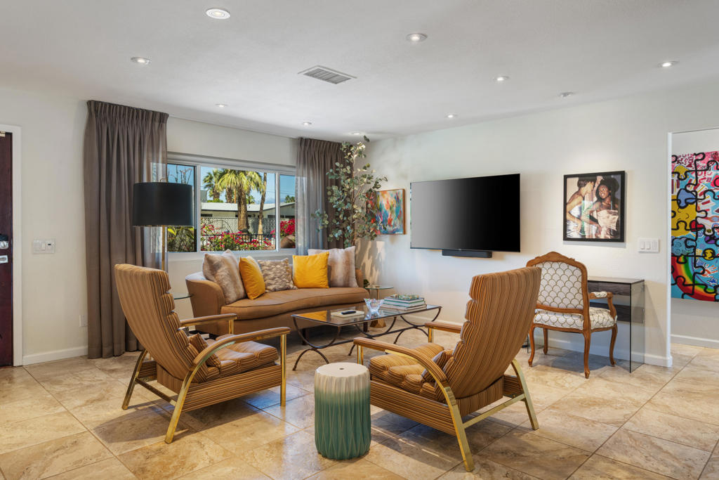 Residential Lease for rent at 2200 E Acacia Road N, Palm Springs CA featuring 3 beds and 2 baths