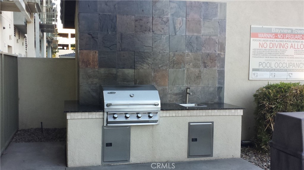 Residential Lease for rent at 801 National City Blvd, National City, San Diego County CA featuring 1 bed and 1 bath