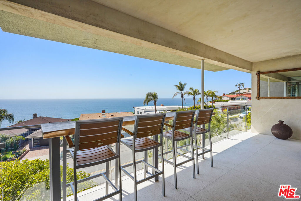 Residential Lease for rent at 18101 COASTLINE Drive, Malibu CA featuring 2 beds and 3 baths