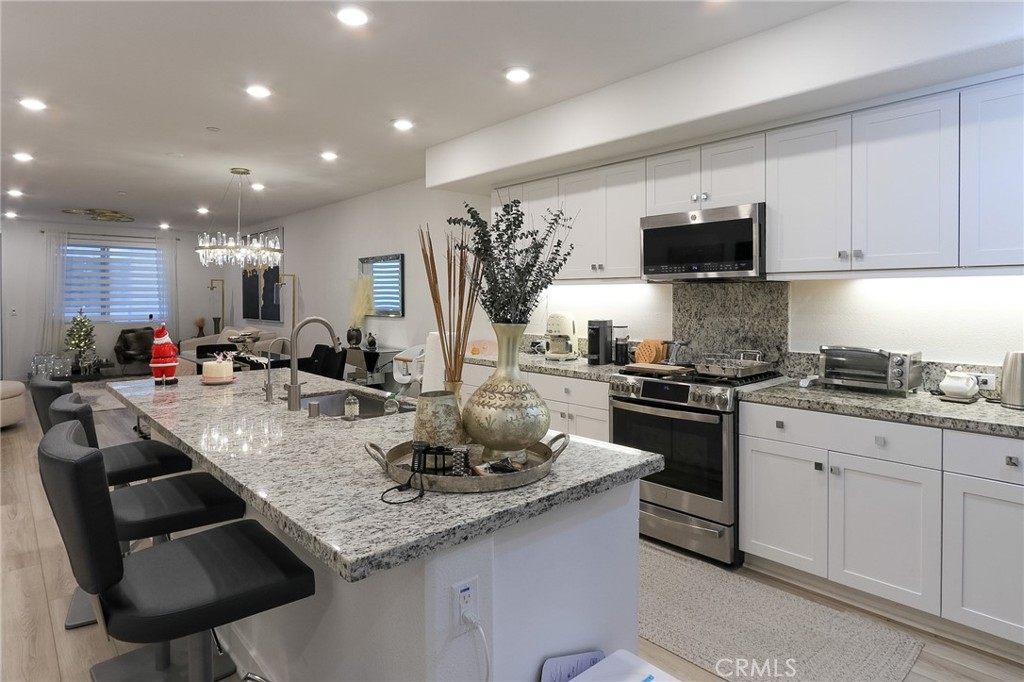 Residential Lease for rent at 1891 S Union Street S 111, Anaheim CA featuring 2 beds and 2 baths