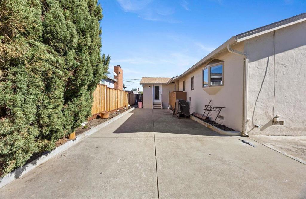 Residential Lease for rent at 19695 Bernal Street, Castro Valley CA featuring 4 beds and 2 baths