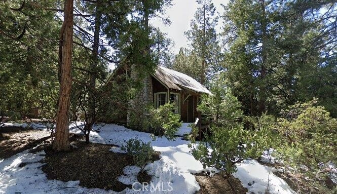 Active for sale at Idyllwild, CA, Idyllwild, CA CA and 1 bath