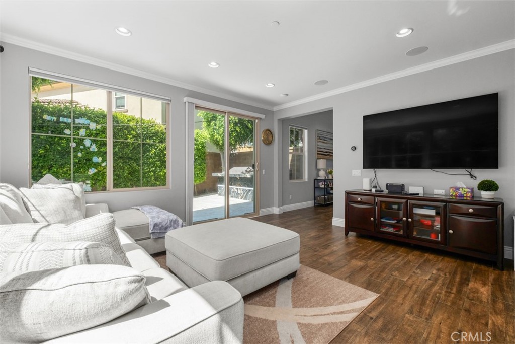 Residential Lease for rent at 60 Visionary, Irvine CA featuring 3 beds and 3 baths