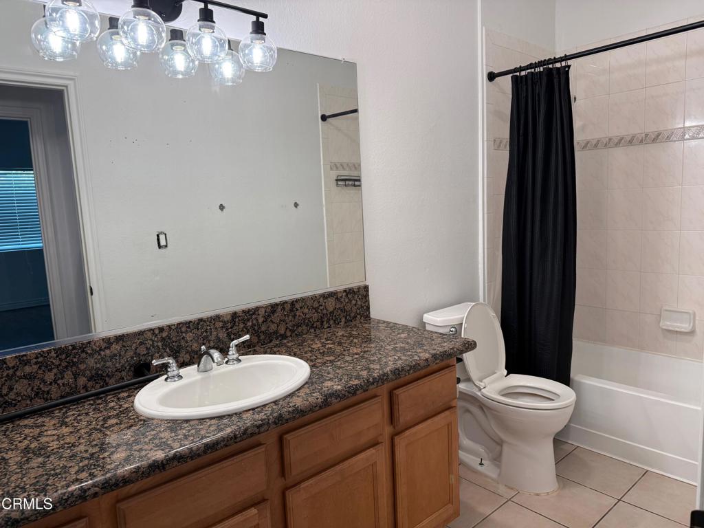Residential Lease for rent at 501 E Del Mar Boulevard 113, Pasadena CA featuring 2 beds and 2 baths