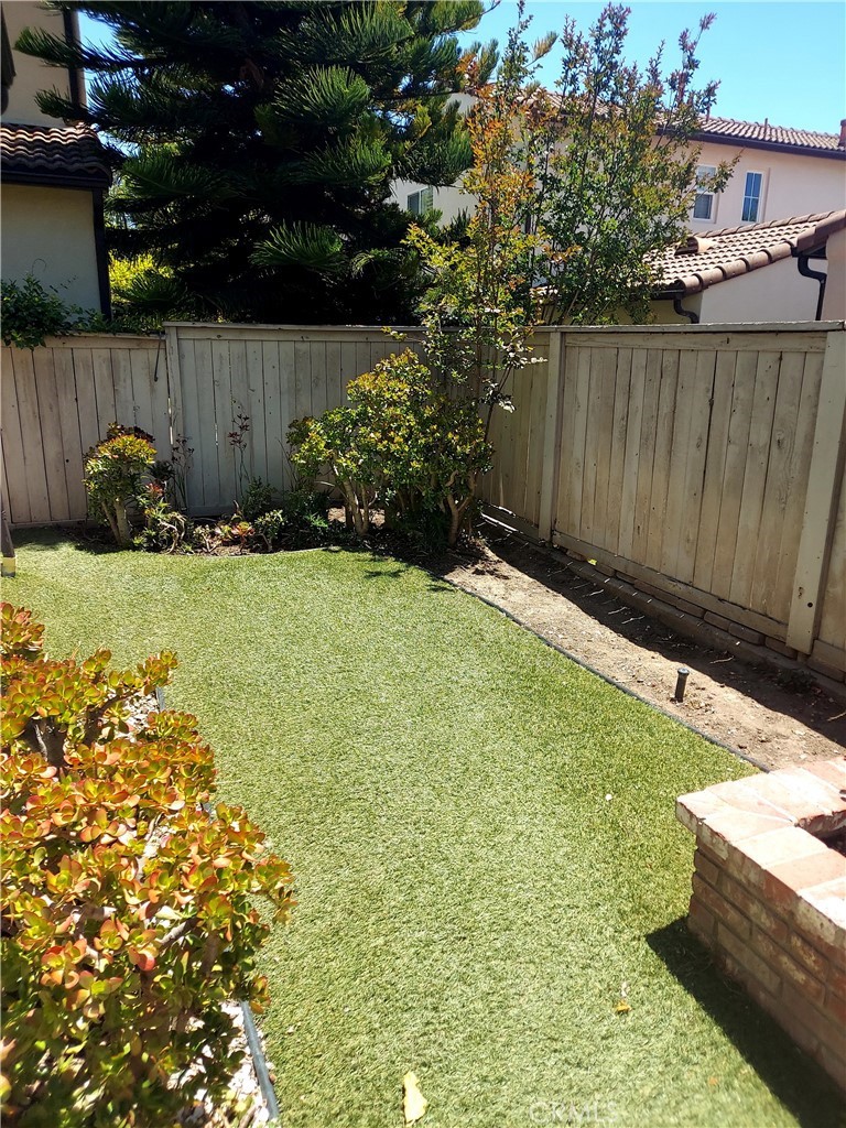 Residential Lease for rent at 72 Avondale #138, Irvine, Orange County CA featuring 4 beds and 3 baths