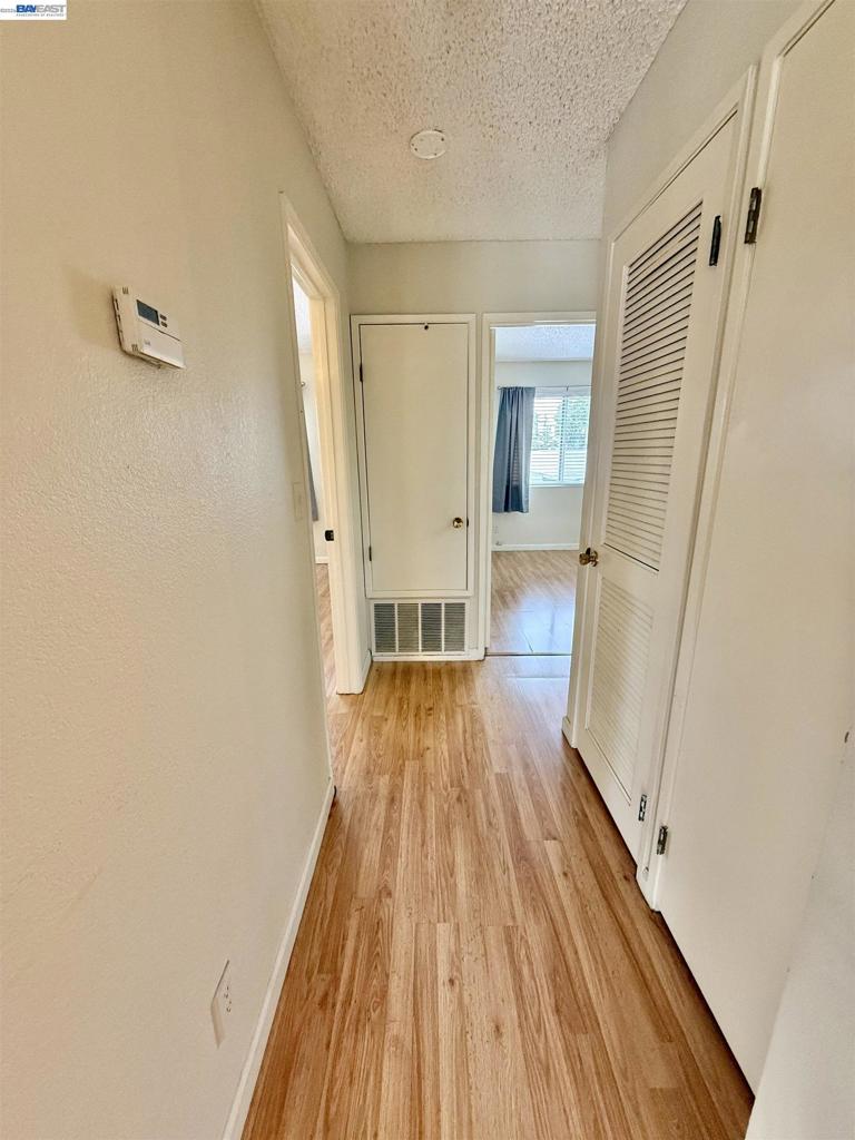 Residential Lease for rent at 3835 Yorkshire, San Leandro CA featuring 2 beds and 2 baths
