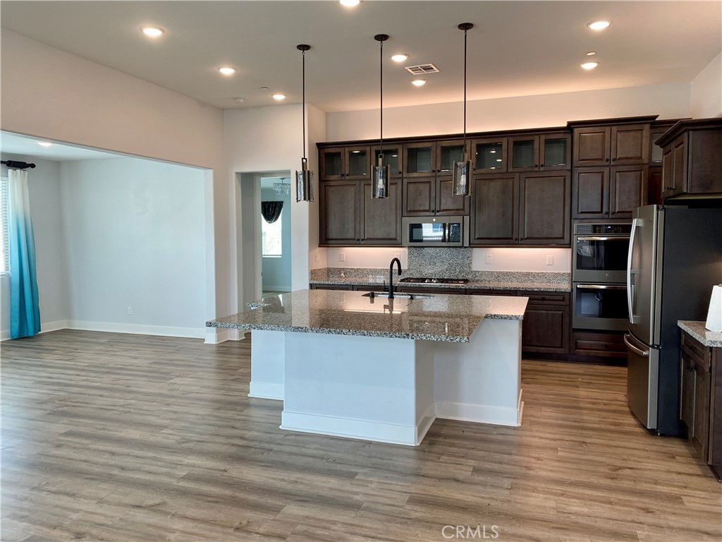 Residential Lease for rent at 34806 Wind Poppy, Murrieta CA featuring 4 beds and 4 baths