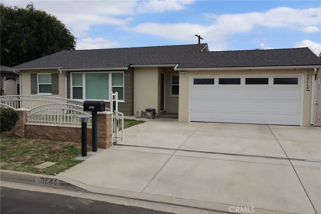 Residential Lease for rent at 10644 Fairhall Street B, Temple City CA featuring 2 beds and 2 baths