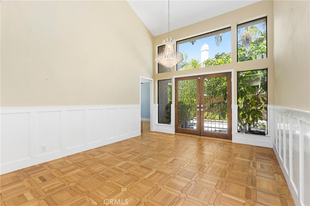 Residential Lease for rent at 22931 Calle Azorin, Mission Viejo CA featuring 4 beds and 4 baths