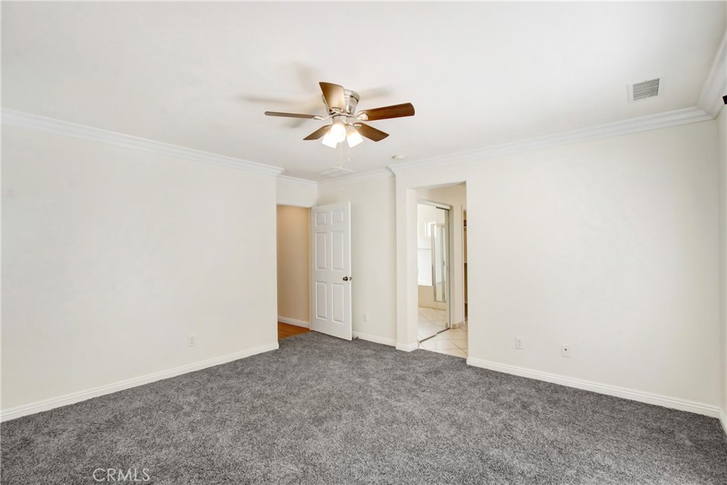 Residential Lease for rent at 33561 Cedar Creek, Lake Elsinore CA featuring 3 beds and 3 baths
